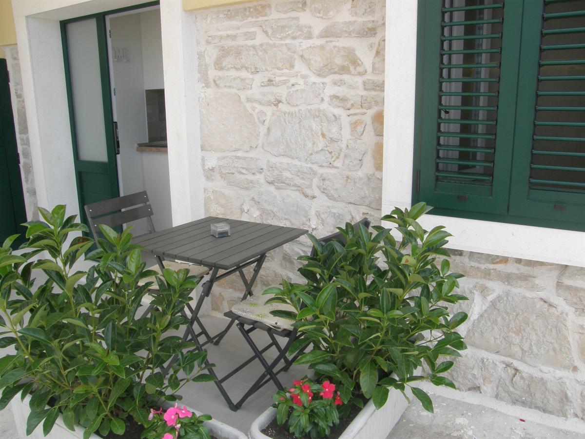 Apartments Mare Primošten Екстериор снимка