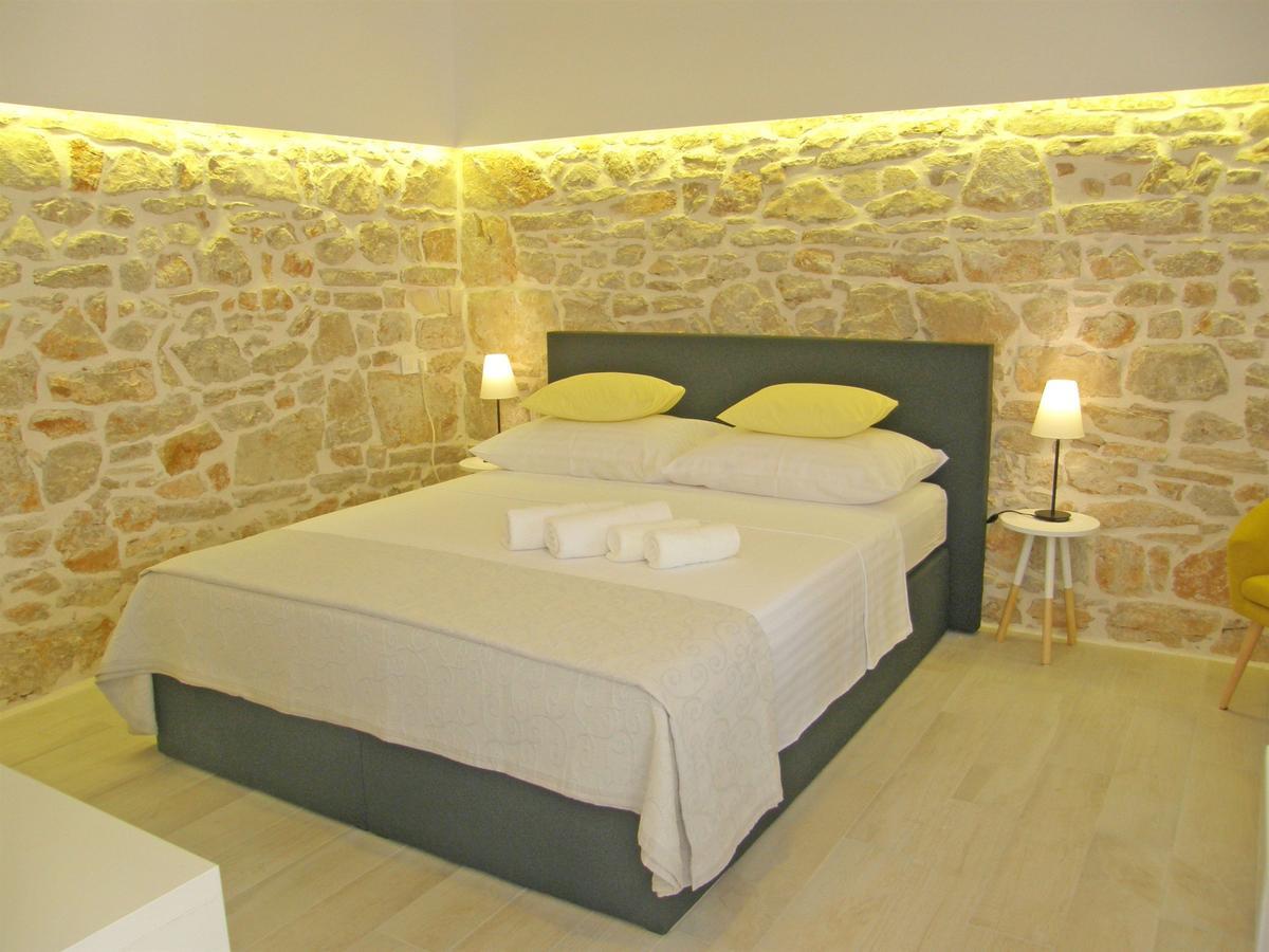Apartments Mare Primošten Екстериор снимка