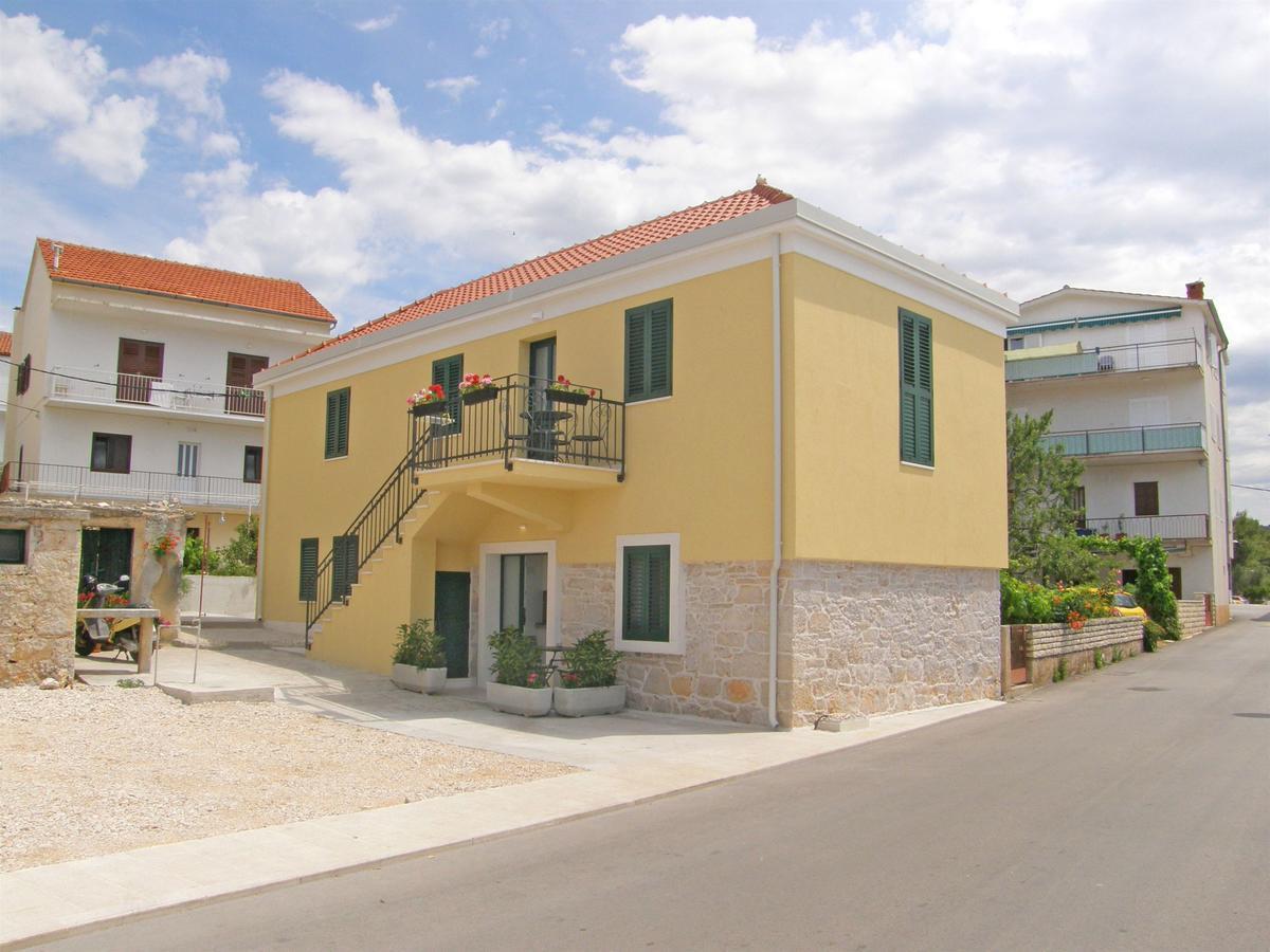 Apartments Mare Primošten Екстериор снимка